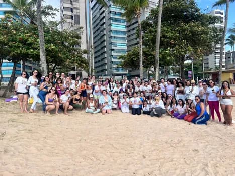 Imagem do Alma em Movimento | Yoga na Praia 