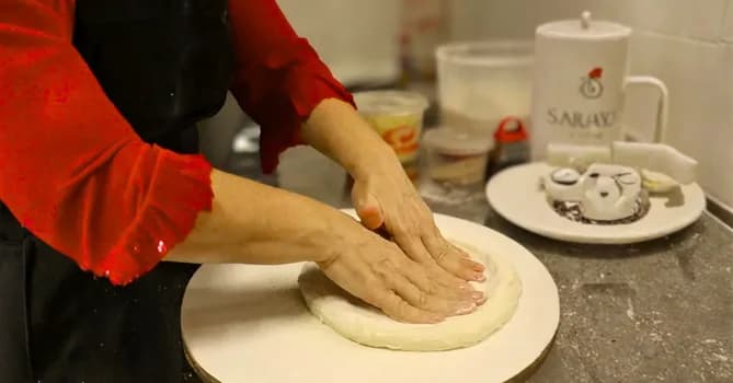 Imagem do OFICINA - DA MASSA AO FORNO: PIZZA PIZZARELLI