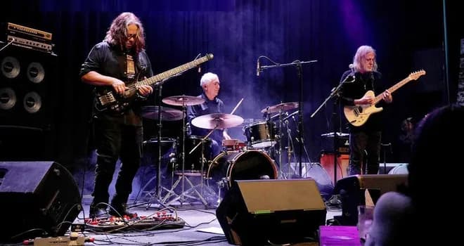 Imagem do Show da Banda CHEIRO de VIDA em Porto Alegre!