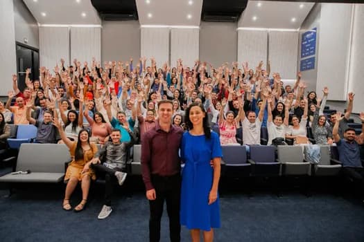 Imagem do Amor Construído: Workshop para casais que desejam reconectar emocional e financeiramente.