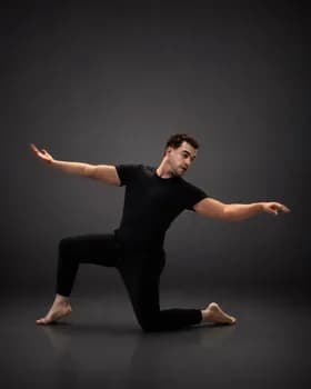OFICINA DE DANÇA: IMPROVISAÇÃO E COMPOSIÇÃO COREOGRÁFICA em Aracaju