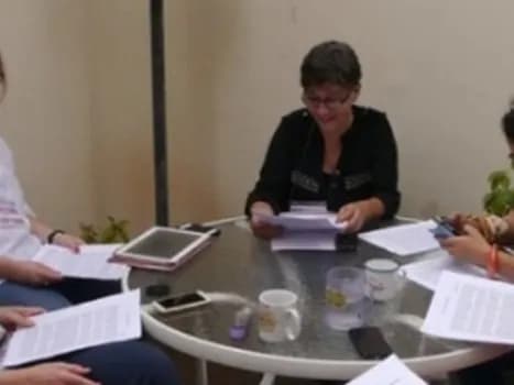 Imagem do Oficina: Mediação de rodas de leitura. Do planejamento à prática. Com Denise Gals.