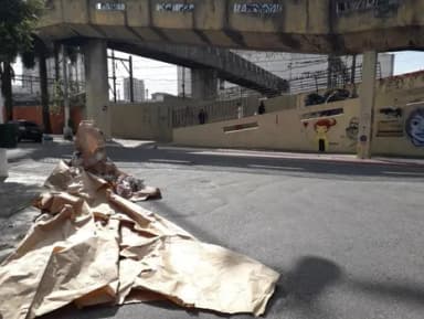 Oficina "TÊTE À TÊTE COM CORPO INTRUSO", com Estela Lapponi (SP) em Curitiba